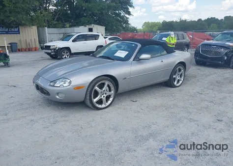 2001 Jaguar Xkr из США, поврежденный, VIN SAJDA42B11PA12062